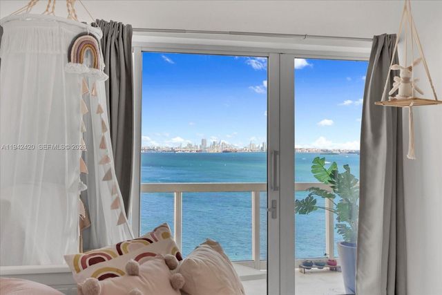 2451 Brickell Ave 17D, Miami, FL 33129