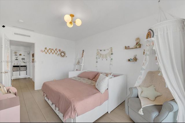 2451 Brickell Ave 17D, Miami, FL 33129