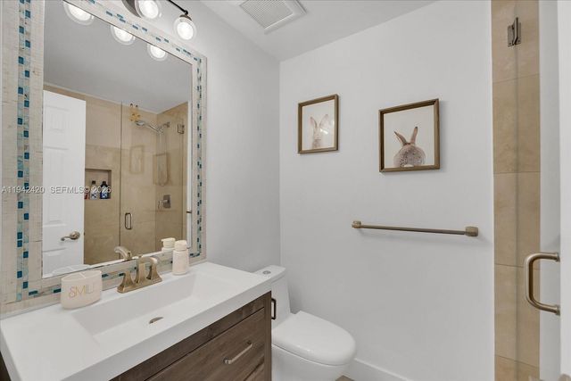 2451 Brickell Ave 17D, Miami, FL 33129