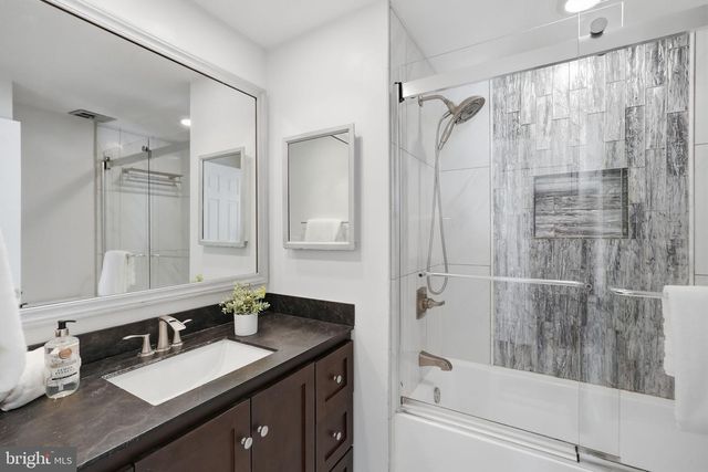 7212 GRINNELL DR, Derwood, MD 20855