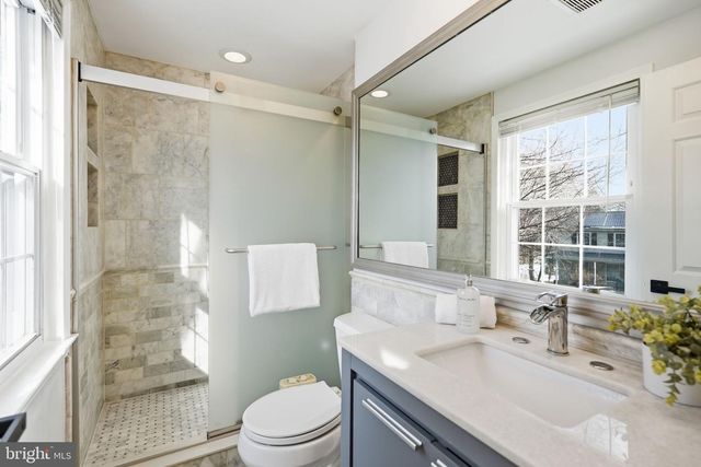 7212 GRINNELL DR, Derwood, MD 20855