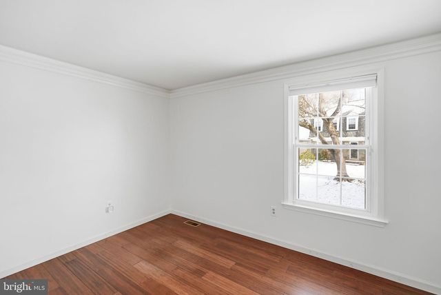 7212 GRINNELL DR, Derwood, MD 20855