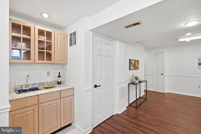 7212 GRINNELL DR, Derwood, MD 20855