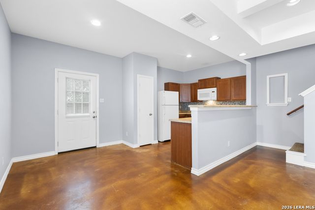 5002 Summit Wood, San Antonio, TX 78229