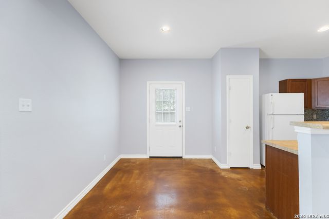 5002 Summit Wood, San Antonio, TX 78229