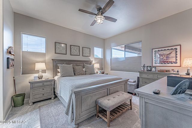 5864 S Azure Vista Way, Green Valley, AZ 85622