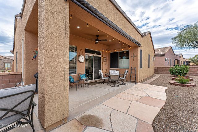 5864 S Azure Vista Way, Green Valley, AZ 85622