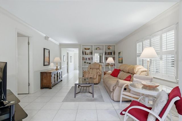 260 SANTA MARIA STREET 105, Venice, FL 34285