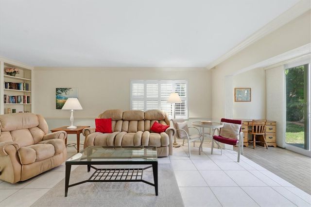 260 SANTA MARIA STREET 105, Venice, FL 34285