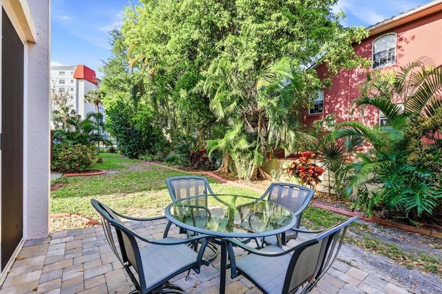 260 SANTA MARIA STREET 105, Venice, FL 34285