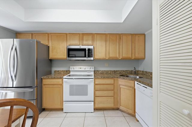 260 SANTA MARIA STREET 105, Venice, FL 34285