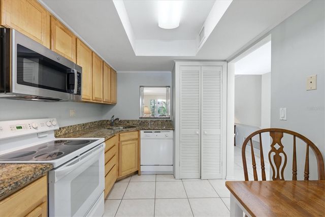 260 SANTA MARIA STREET 105, Venice, FL 34285