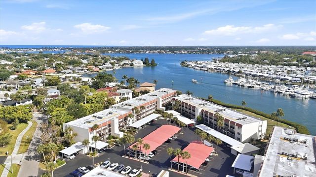 260 SANTA MARIA STREET 105, Venice, FL 34285