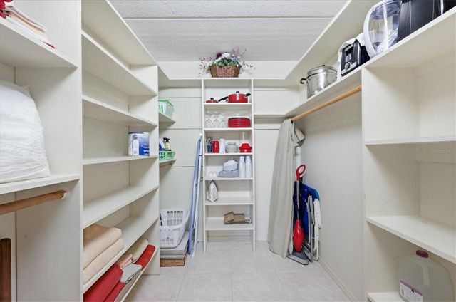 260 SANTA MARIA STREET 105, Venice, FL 34285