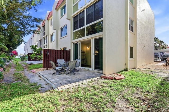 260 SANTA MARIA STREET 105, Venice, FL 34285