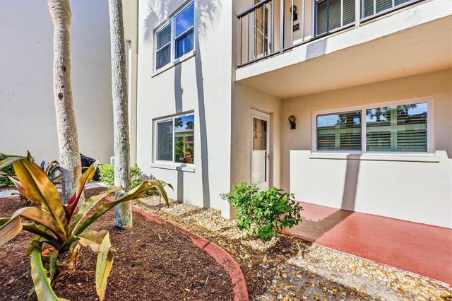 260 SANTA MARIA STREET 105, Venice, FL 34285