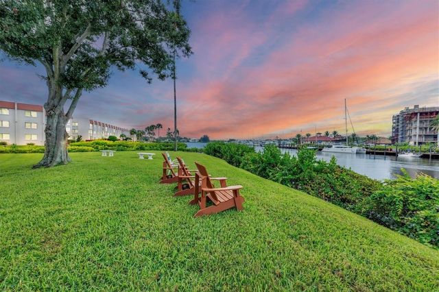 260 SANTA MARIA STREET 105, Venice, FL 34285