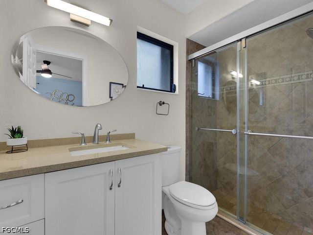 6611 Southwell DR, Fort Myers, FL 33966