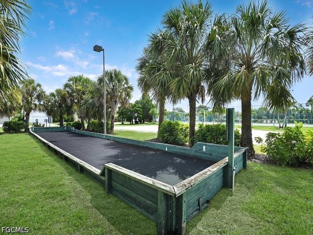 6611 Southwell DR, Fort Myers, FL 33966