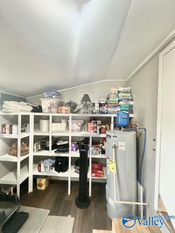 103 Crestline Drive, Hartselle, AL 35640