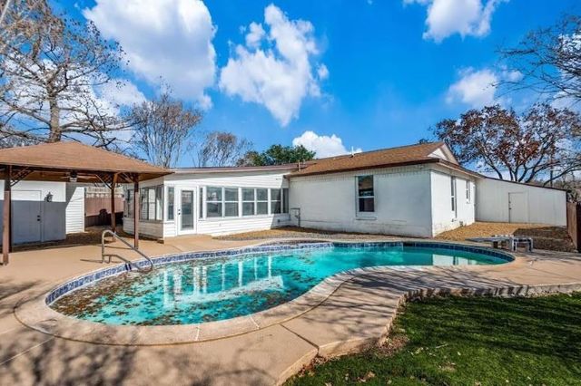 14147 Heartside Place, Farmers Branch, TX 75234