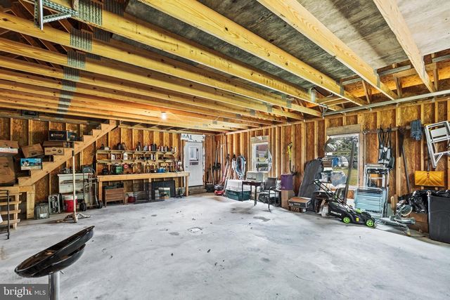 2010 LENOX ST, Camp Hill, PA 17011