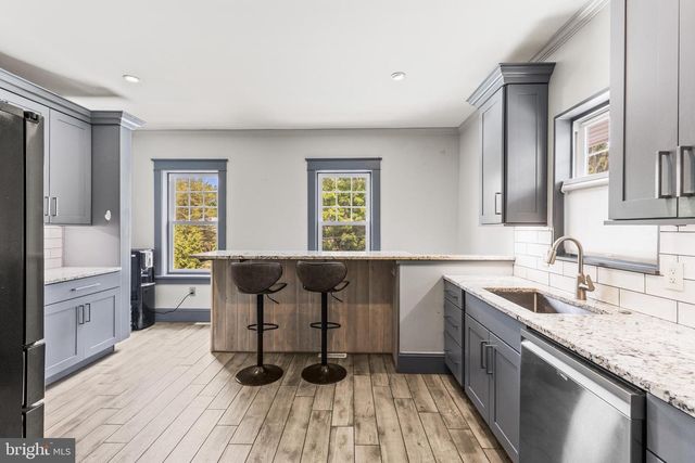 2010 LENOX ST, Camp Hill, PA 17011