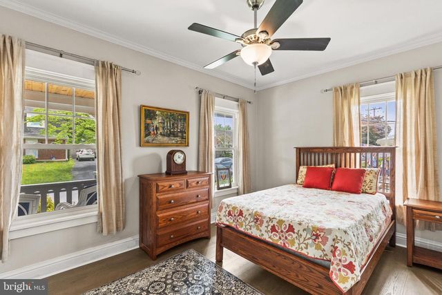 2010 LENOX ST, Camp Hill, PA 17011