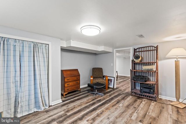 2010 LENOX ST, Camp Hill, PA 17011
