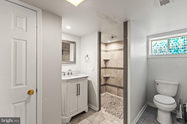 2010 LENOX ST, Camp Hill, PA 17011