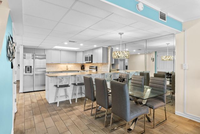 8727 Thomas Drive UNIT A6, Panama City Beach, FL 32408