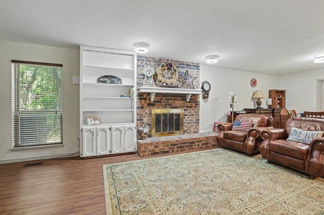 3950 W Charter Oak Road, Edmond, OK 73034