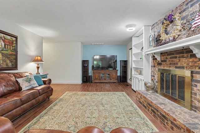 3950 W Charter Oak Road, Edmond, OK 73034