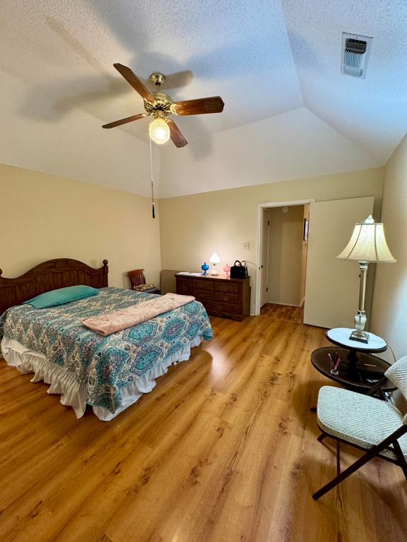 Image 15 of property listing at 4113 Shefflera Drive, San Angelo, TX 76904
