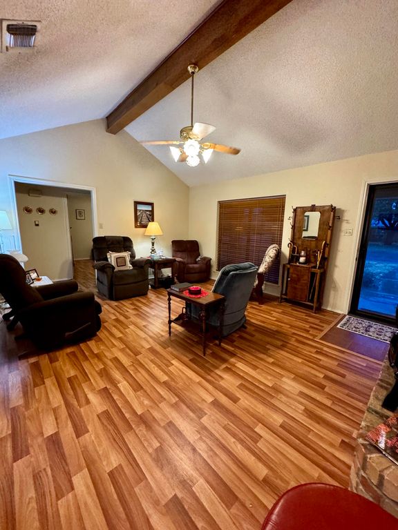Image 6 of property listing at 4113 Shefflera Drive, San Angelo, TX 76904