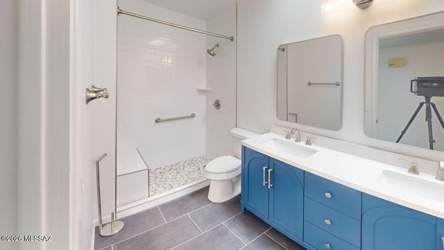 747 W Las Lomitas Road, Tucson, AZ 85704