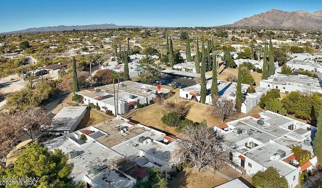 747 W Las Lomitas Road, Tucson, AZ 85704