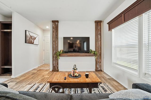 4449 CIRCLEWOOD DR, Rapid City, SD 57703