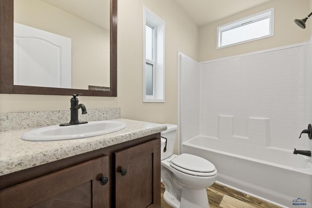 4449 CIRCLEWOOD DR, Rapid City, SD 57703