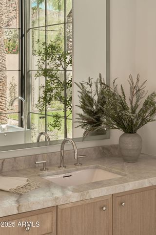 4600 N Rubicon Avenue 2, Phoenix, AZ 85018