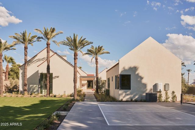 4600 N Rubicon Avenue 2, Phoenix, AZ 85018