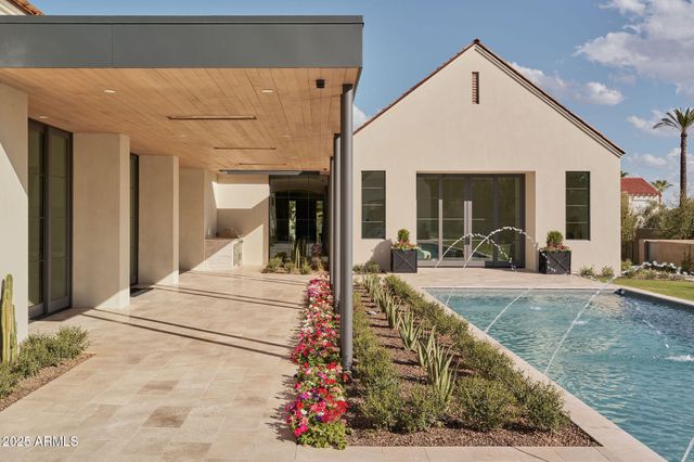 4600 N Rubicon Avenue 2, Phoenix, AZ 85018