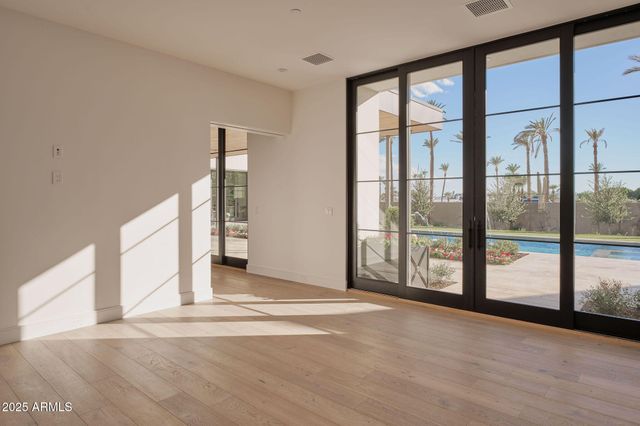 4600 N Rubicon Avenue 2, Phoenix, AZ 85018