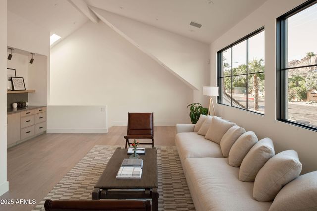 4600 N Rubicon Avenue 2, Phoenix, AZ 85018