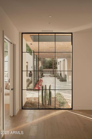 4600 N Rubicon Avenue 2, Phoenix, AZ 85018