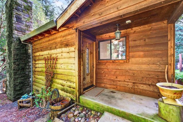 13033 Lompico Road, Felton, CA 95018