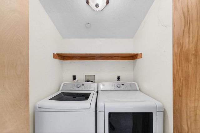 13033 Lompico Road, Felton, CA 95018