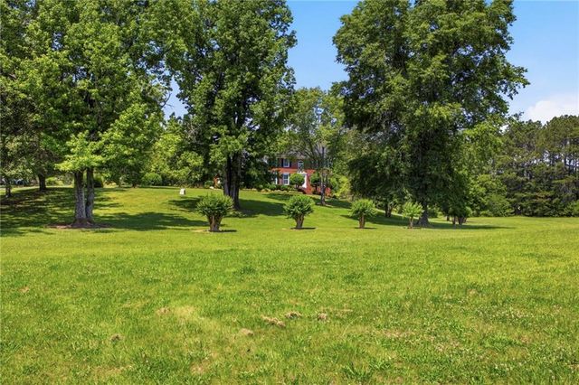 2630 Chatsworth Highway 225 NE, Calhoun, GA 30701