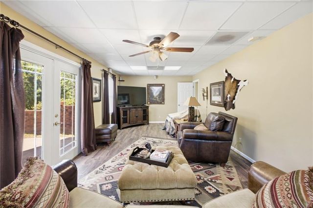 2630 Chatsworth Highway 225 NE, Calhoun, GA 30701