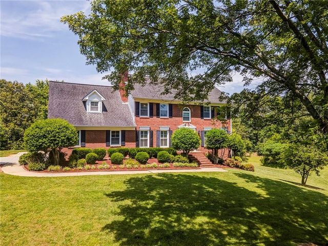 2630 Chatsworth Highway 225 NE, Calhoun, GA 30701